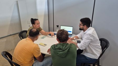 Prefeitura de Francinópolis discute soluções para otimizar o consumo de energia nos prédios públicos